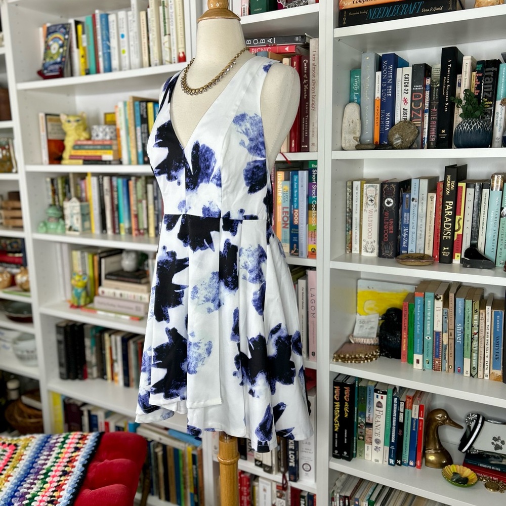 Lulus Seeing Chic Blue and Ivory Print Skater Dress - Picture 3 of 10